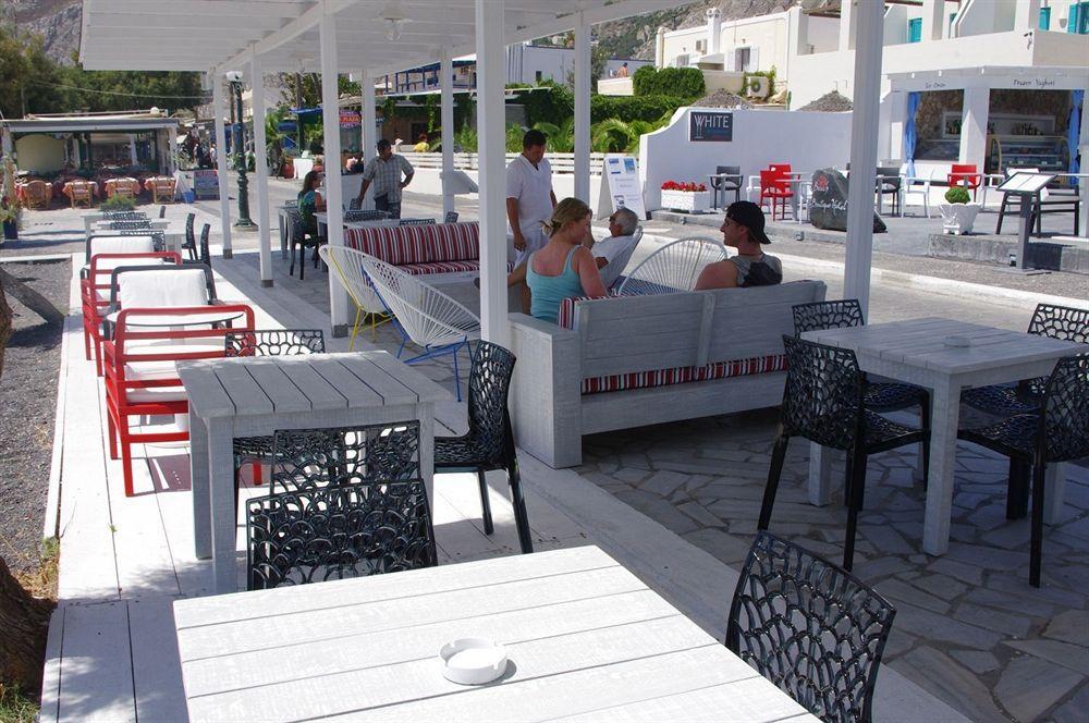 White House Hotel Камари Экстерьер фото